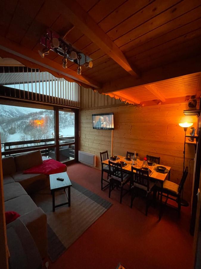 Appartement Cosy 6 personnes très bien équipé ,Vue splendide, Terrasse, Spacieux,Bien situé, Randonnées,Ski Saint-Sorlin-dʼArves Extérieur photo